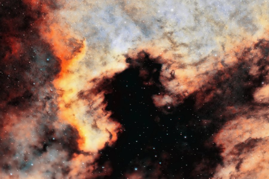 The data in a Foraxx dynamic HOO palette: gold Cygnus Wall, blue-white glow