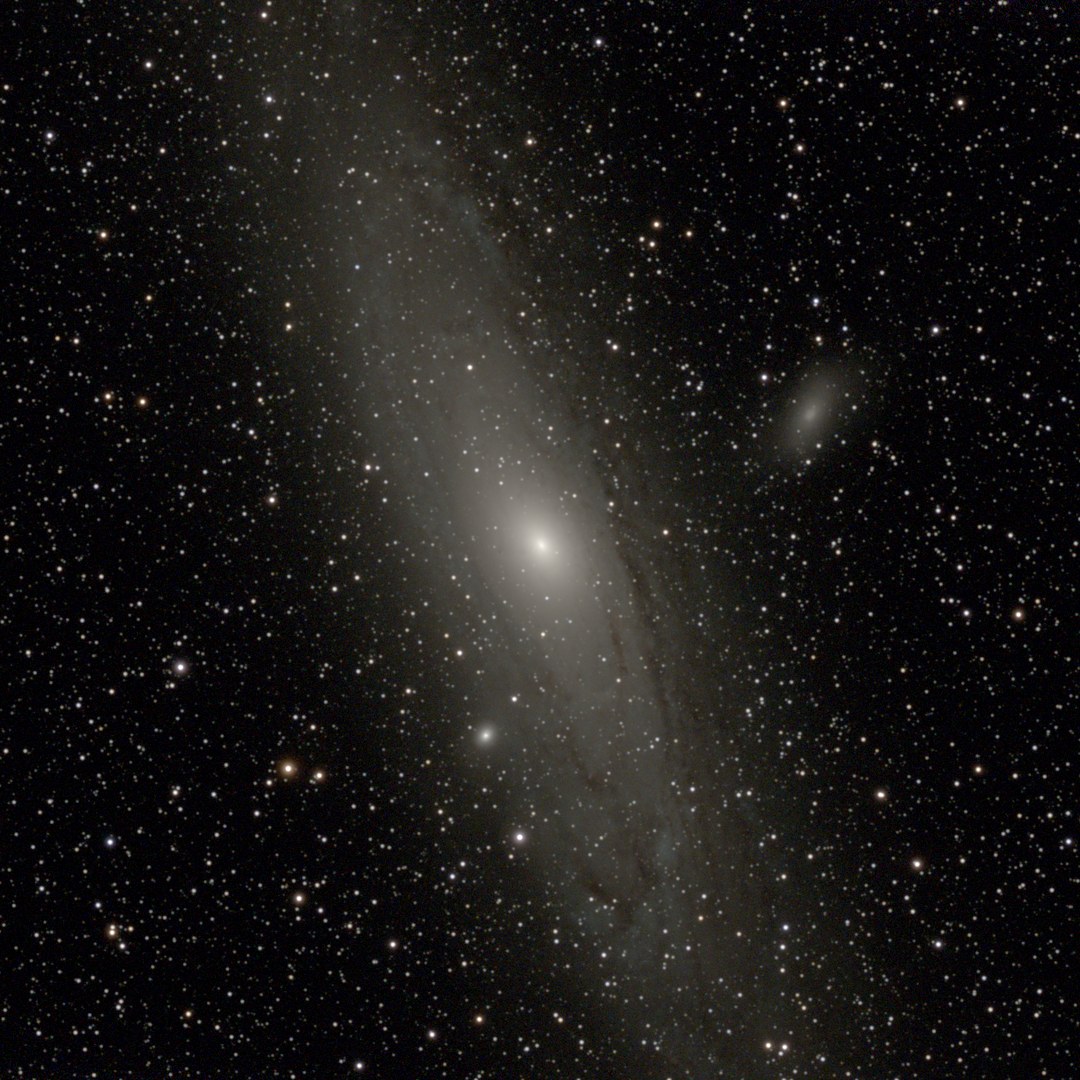 M 31, synthetic stack with dust lanes from survey plates
