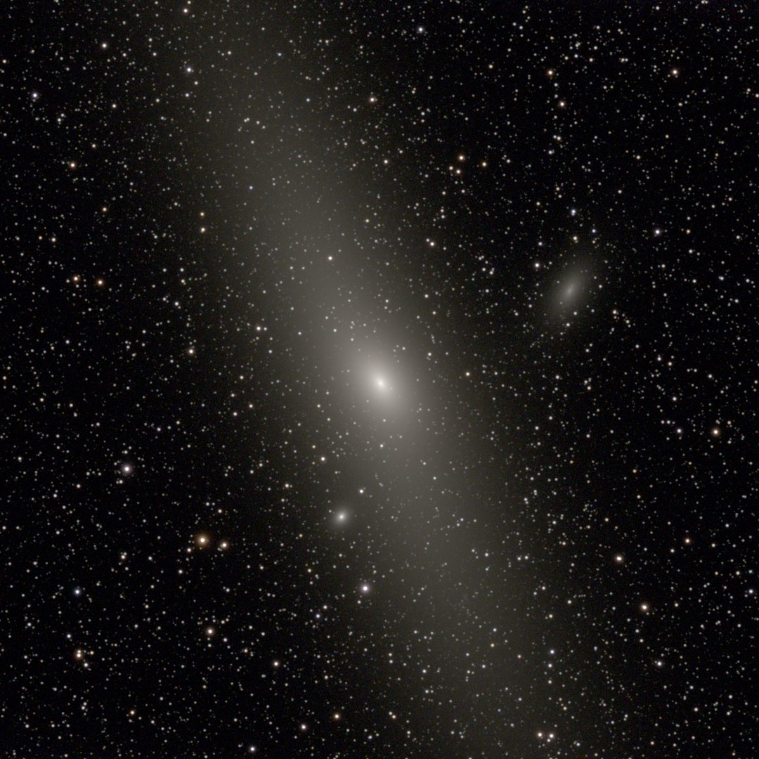 M 31, synthetic stack from a catalog profile